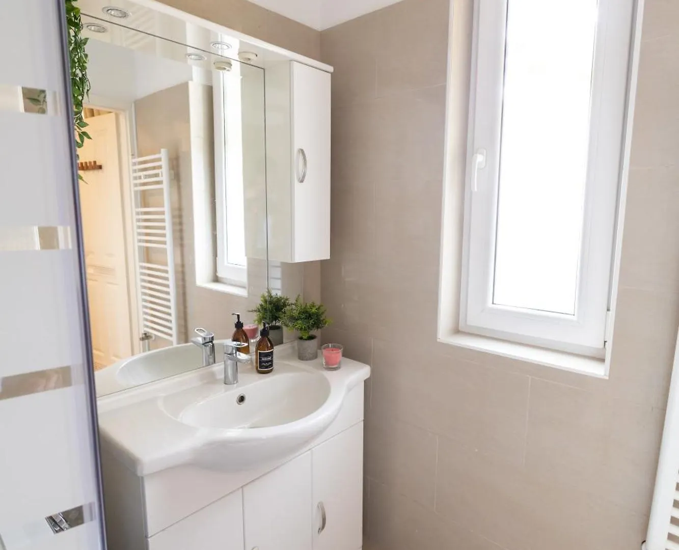 City Apartment Top Location, Quiet And Cozy Ideal To Relax Or Work ウィーン オーストリア