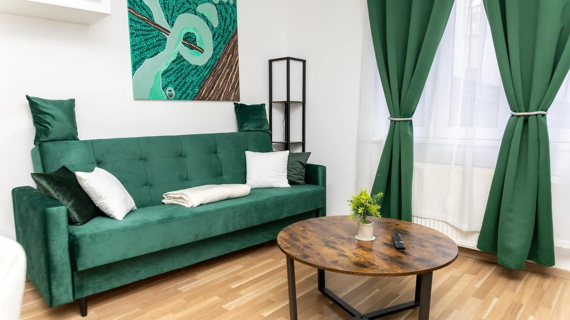 City Apartment Top Location, Quiet And Cozy Ideal To Relax Or Work ウィーン