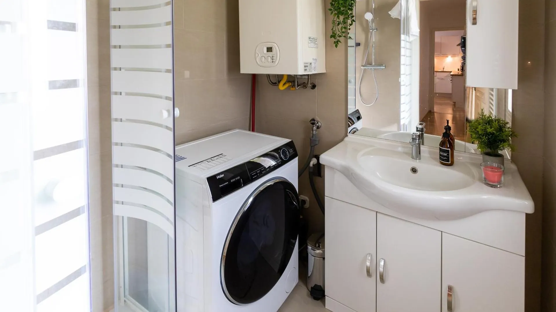City Apartment Top Location, Quiet And Cozy Ideal To Relax Or Work ウィーン 0*,