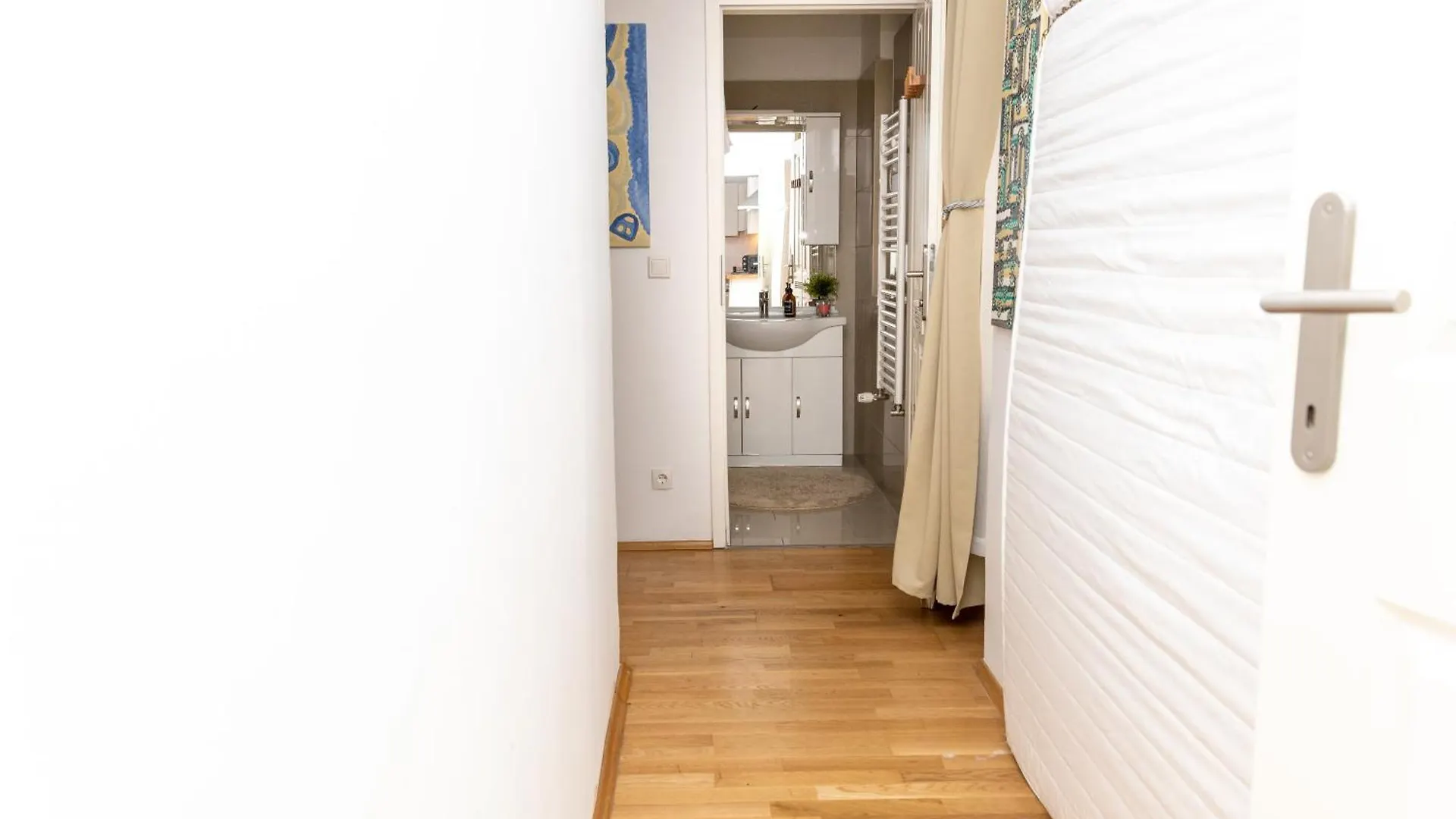 City Apartment Top Location, Quiet And Cozy Ideal To Relax Or Work ウィーン