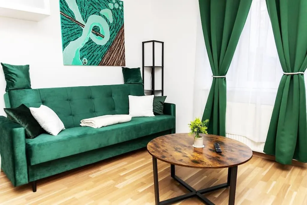 City Apartment Top Location, Quiet And Cozy Ideal To Relax Or Work ウィーン オーストリア